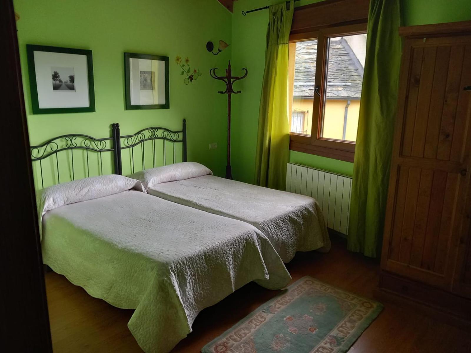 Casa Rural La Fuente Tejedo del Sil Extérieur photo