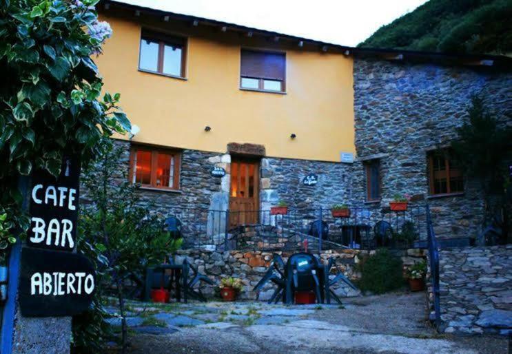 Casa Rural La Fuente Tejedo del Sil Extérieur photo